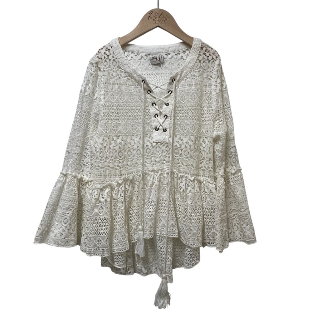 Paper Crane Bell Sleeve Lace Top Size Small